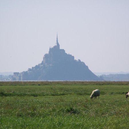 Charmante Maison De Pecheur En Baie Du Mont Saint Michel Genêts المظهر الخارجي الصورة