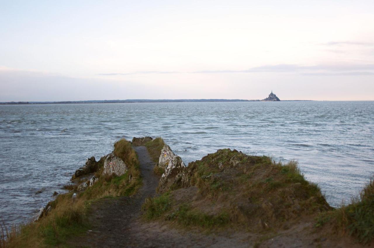 Charmante Maison De Pecheur En Baie Du Mont Saint Michel Genêts المظهر الخارجي الصورة